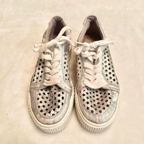 Musse & Cloud Flatform Sneaker Size 38 fits like a 7.5 Silver Perforated Sneaker - Picture 1 of 8